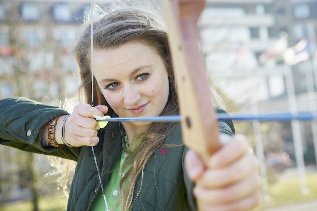 The Celtic Manor Resort Newport  Exterior foto A woman with a bow and arrow